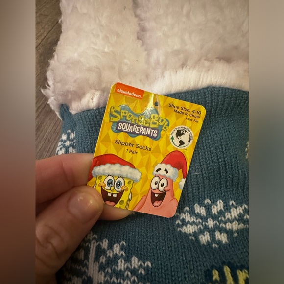 SpongeBob SquarePants Christmas Sherpa Lined Gripper Bottom Slipper Socks NWT - Picture 3 of 5